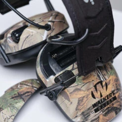 CASQUE ELECTRONIQUE ANTI BRUIT RAZOR QUADS WALKER'S CAMO -Équipement De Chasse Boutique casque electronique anti bruit razor quads walkers camo 2